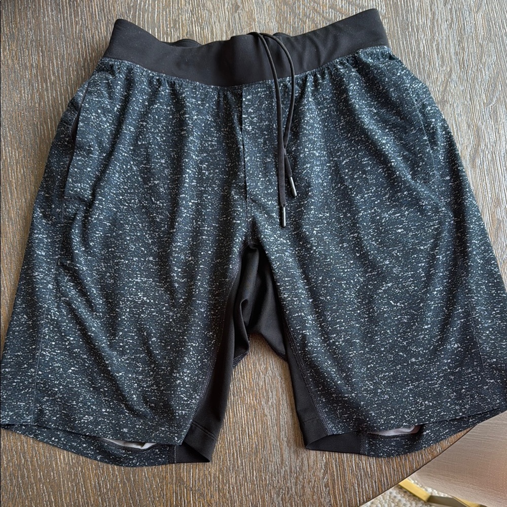 Men's Black Heather Shorts
